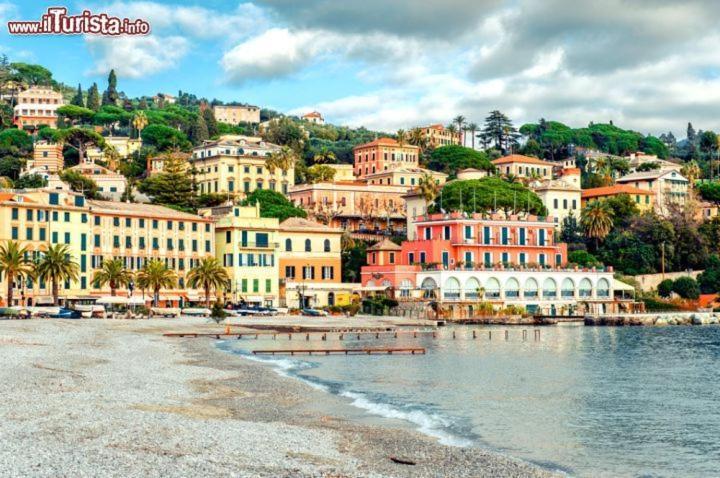 Casarinolaurino Valle Del Golfo Healthy Air Above The Sea Uscio Exterior photo